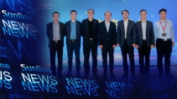 2121非凡科技董事长王长春一行到中银金科旅行交流